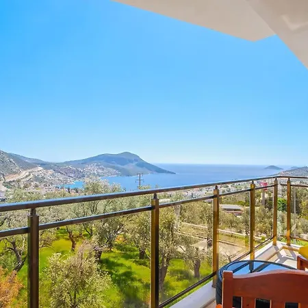 Apartment 3 Bedroom - 7760 *